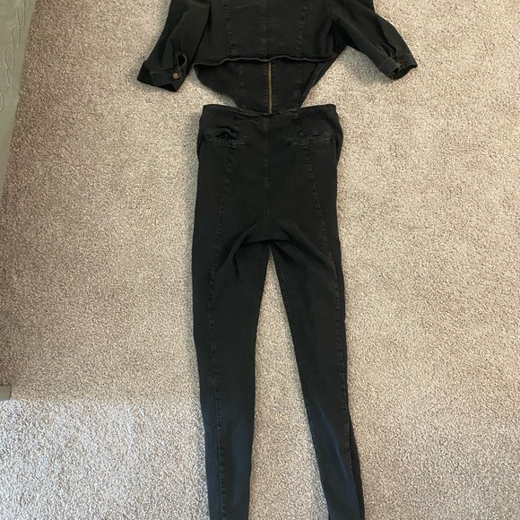 Retrofête Kiara Jumpsuit, Jet Black Denim (M) - Picture 4 of 7